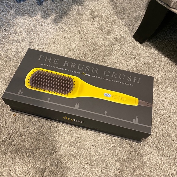 Drybar The Brush Crush